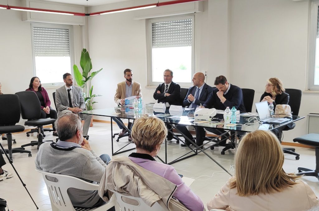 Presentazione progetto raccolta oli (1)