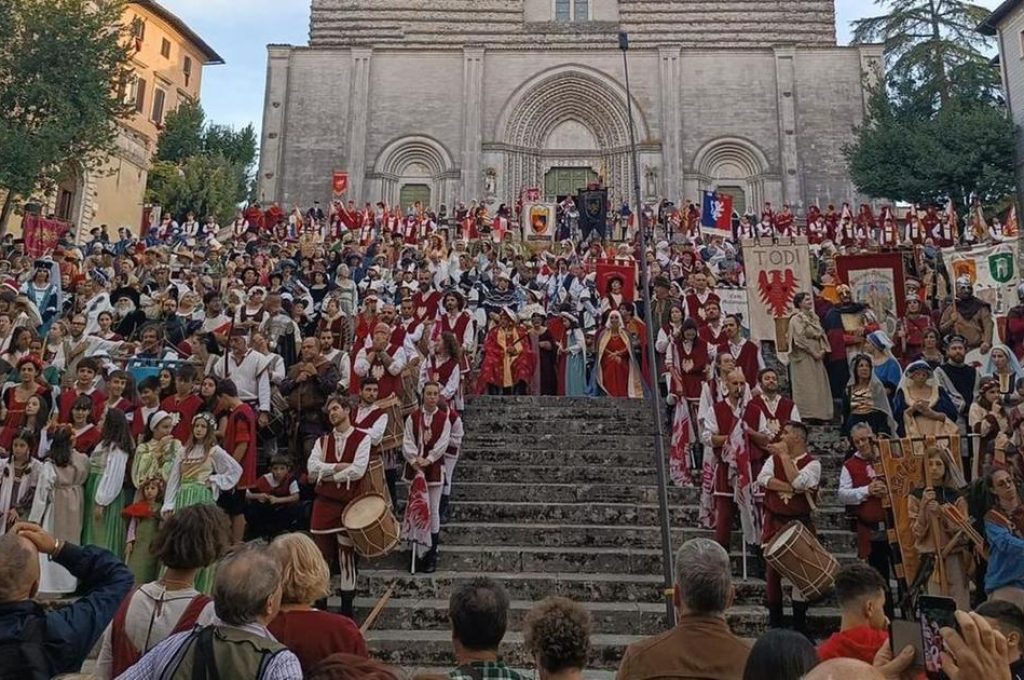 la-disfida-di-san-fortunato-todi-si-prepara-alla-festa