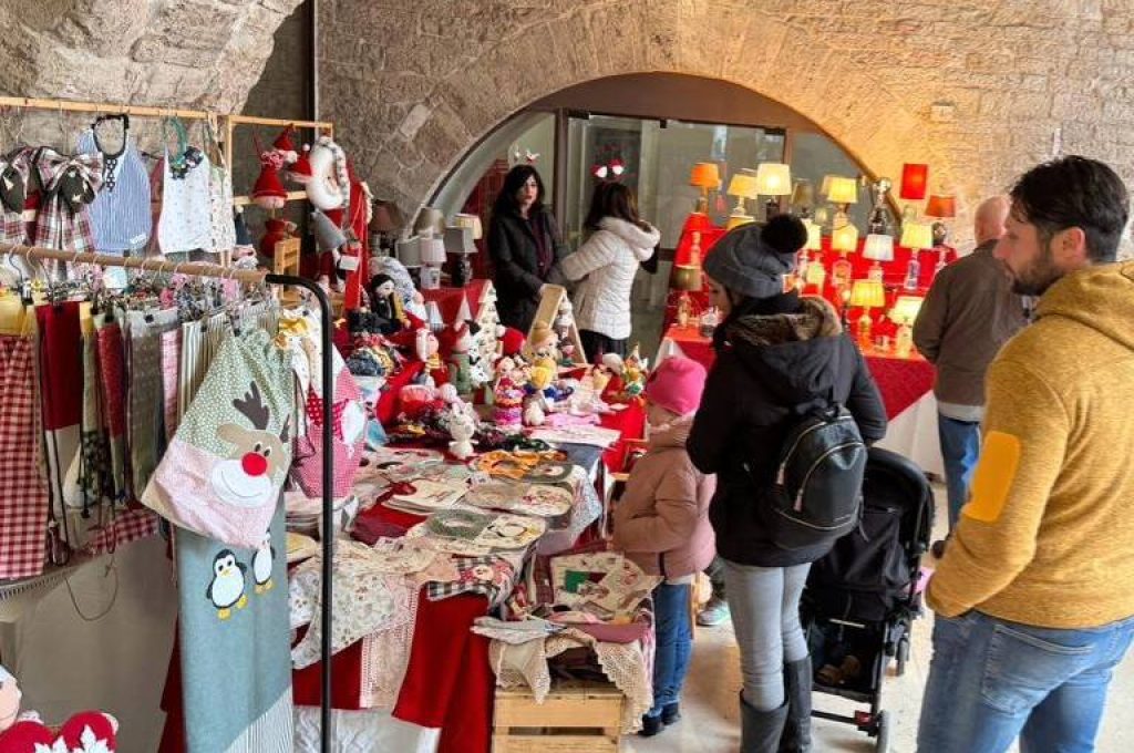 mercatino portici comunali todi 2