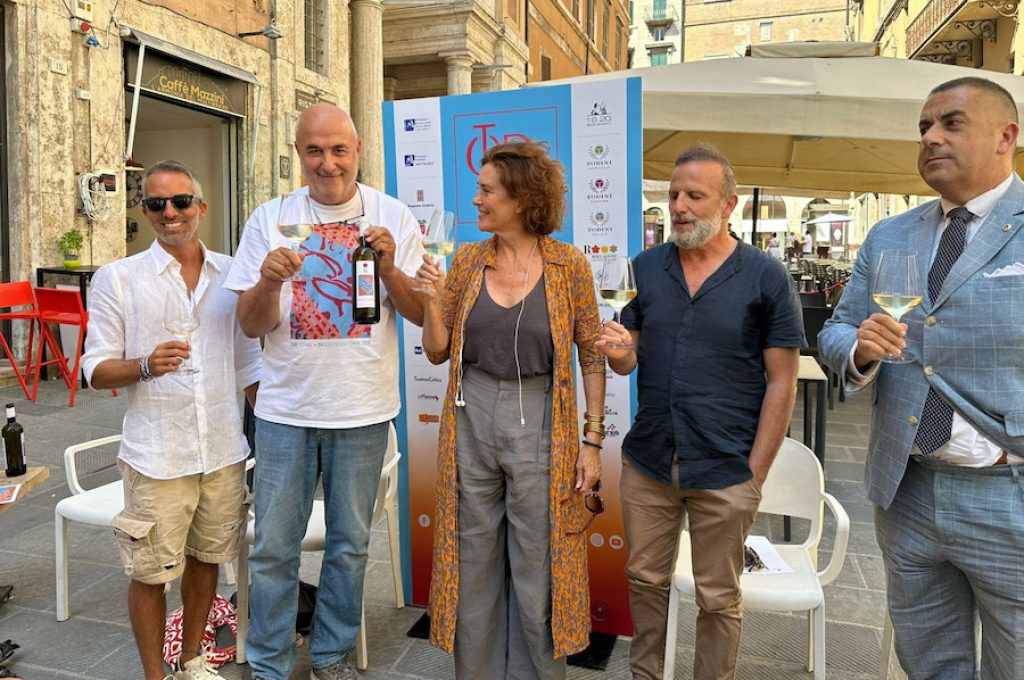 todi festival presentazione perugia